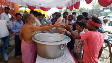 Photo of प्राचीन हनुमान मान्दिर पर भंडारे का आयोजन सम्पन्न