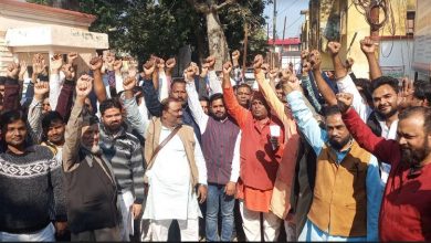 Photo of जीएसटी छापेमारी के खिलाफ व्यापारियों के अंदर भरा आक्रोश