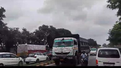 Photo of बंथरा के कटी बगिया से सोहरामऊ तक लगा लम्बा जाम
