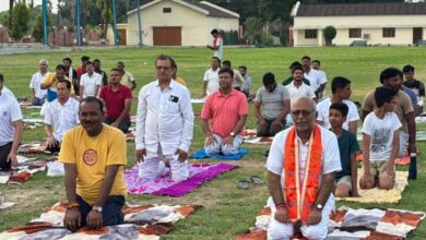 Photo of योग भारत की प्राचीन परम्परा:वीरेंद्र तिवारी दीनदयाल उपाध्याय पार्क में आयोजित योग कार्यक्रम में पूर्व मंत्री ने लिया भाग