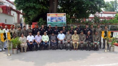 Photo of कारगिल विजय दिवस बाइक रैली का जिलाधिकारी अभिषेक आनंद ने किया स्वागत