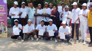 Photo of डॉ राजेश्वर सिंह की सरोजनी नगर स्पोर्ट्स लीग में युवाओं ने दिखाया दमखम